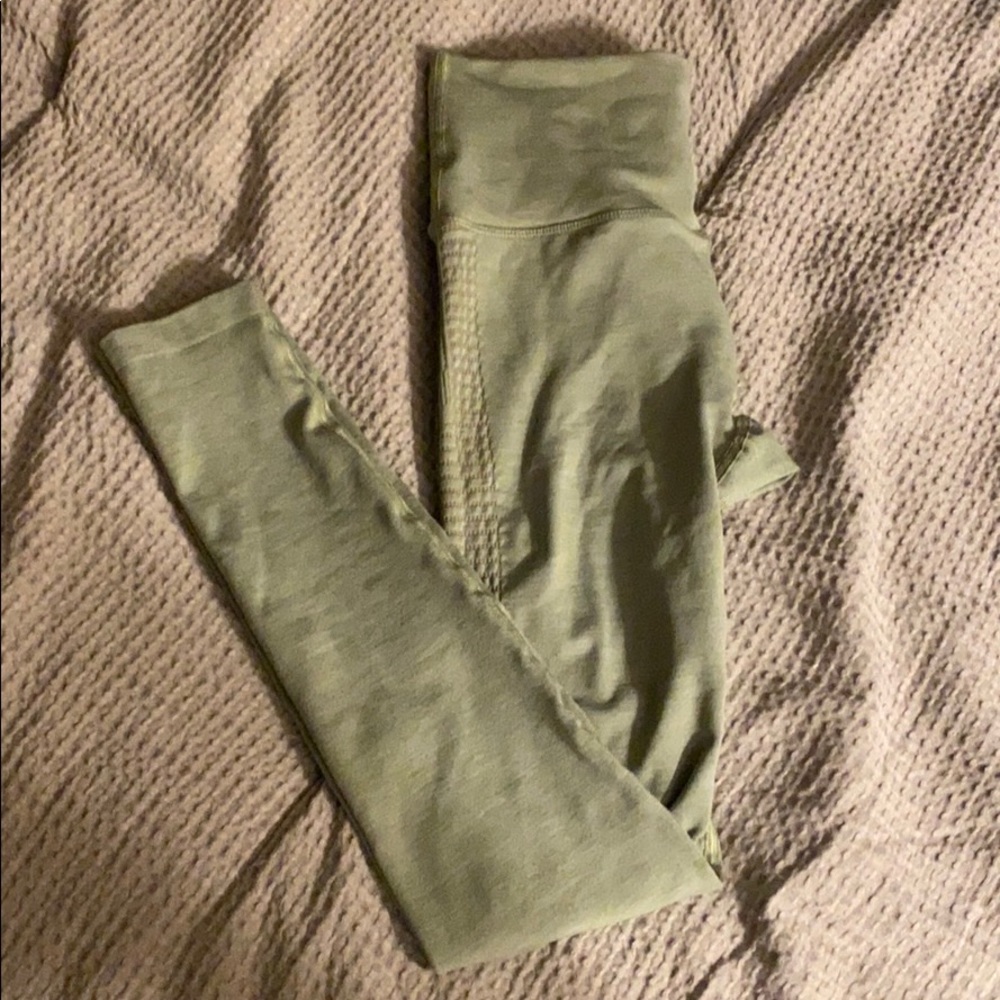 Alphalete Halo Leggins